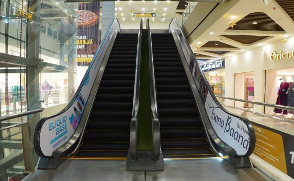 Pak China Mall G9 Escalator