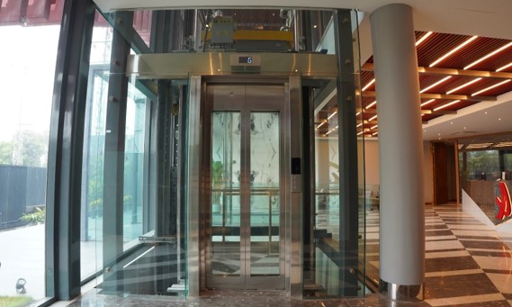 Pak Iron Passenger Lift Installation